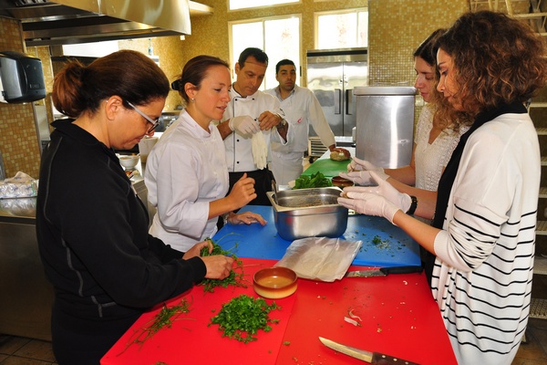 Edde Sands Wellness Cooking Class